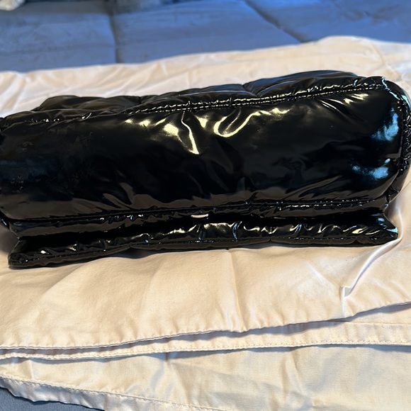 H&M handbag $25 - Picture 3 of 8